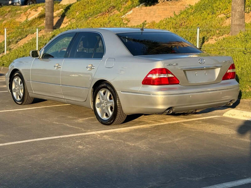 2004 Lexus LS 430