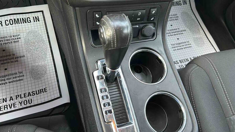 2016 GMC Acadia SLE-2