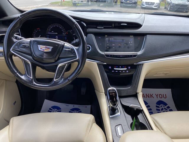 2018 Cadillac XT5