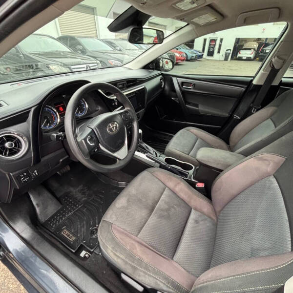 2018 Toyota Corolla LE