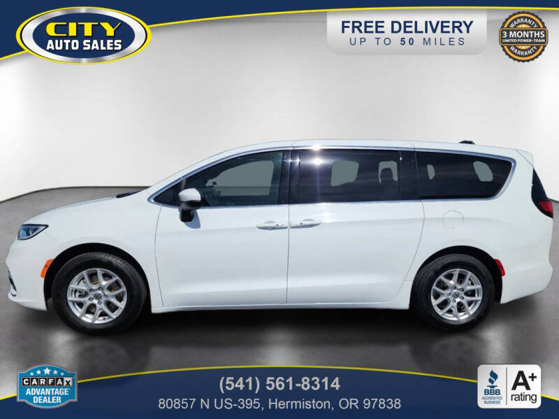 2023 Chrysler Pacifica Touring