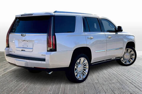 2016 Cadillac Escalade Platinum