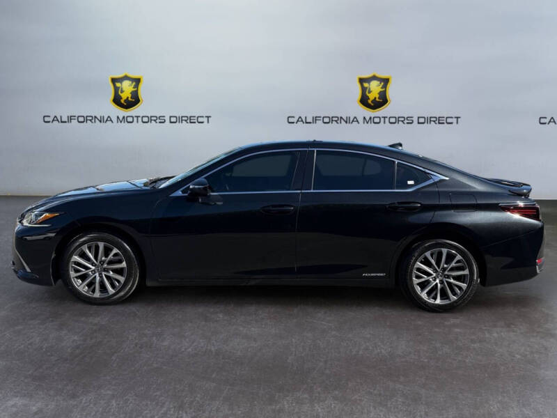 2022 Lexus ES 300h