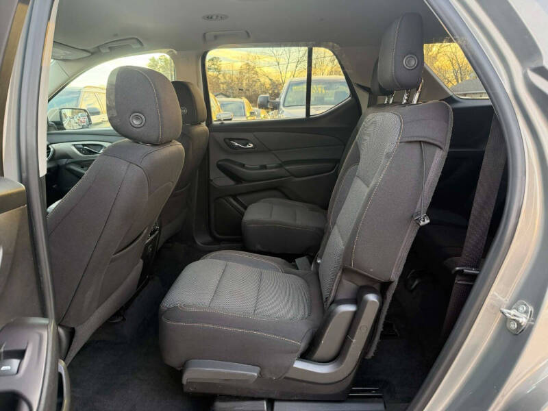 2018 Chevrolet Traverse LT Cloth