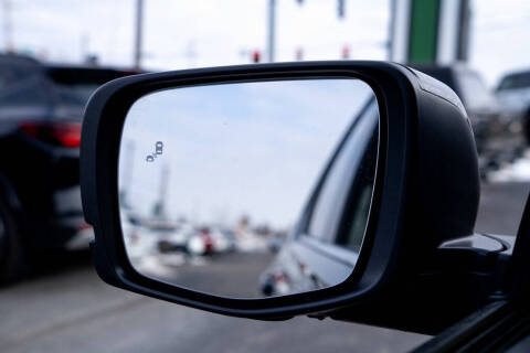 2023 Honda Pilot EX-L w/Rear Captain's Chairs