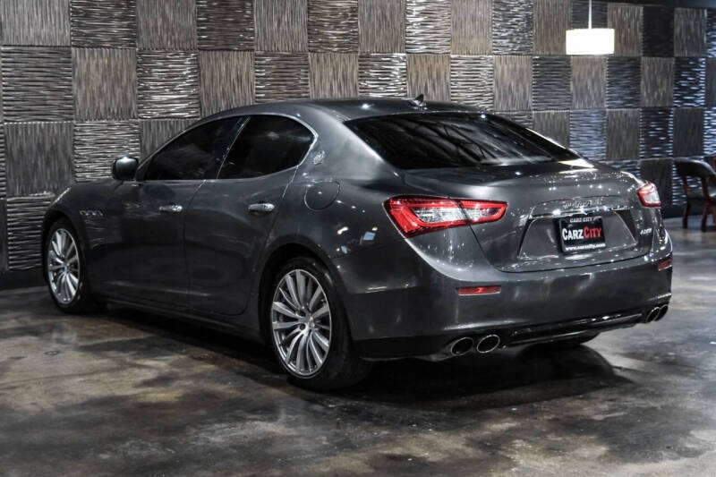2016 Maserati Ghibli
