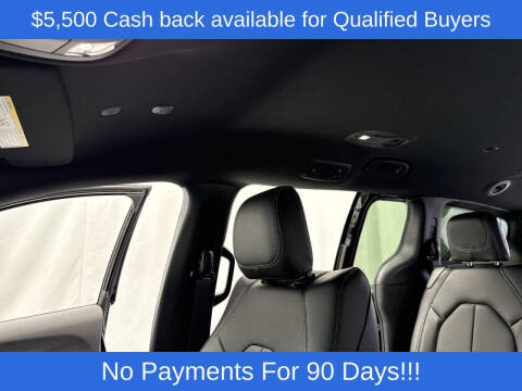 2026 Chrysler Pacifica Select