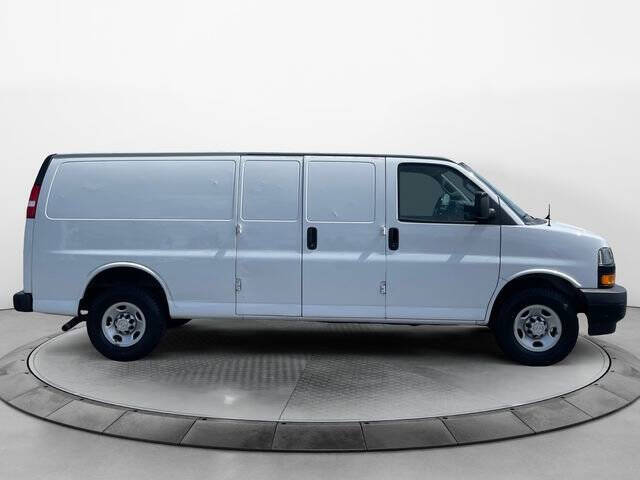 2021 Chevrolet Express 2500