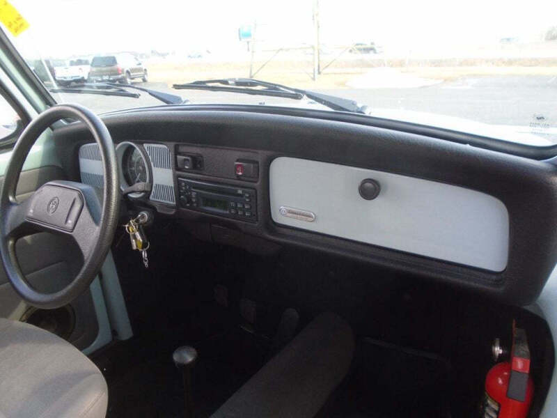 2004 Volkswagen Beetle