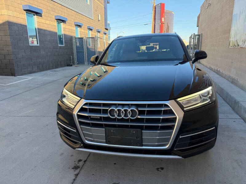 2019 Audi Q5 quattro Premium 45 TFSI