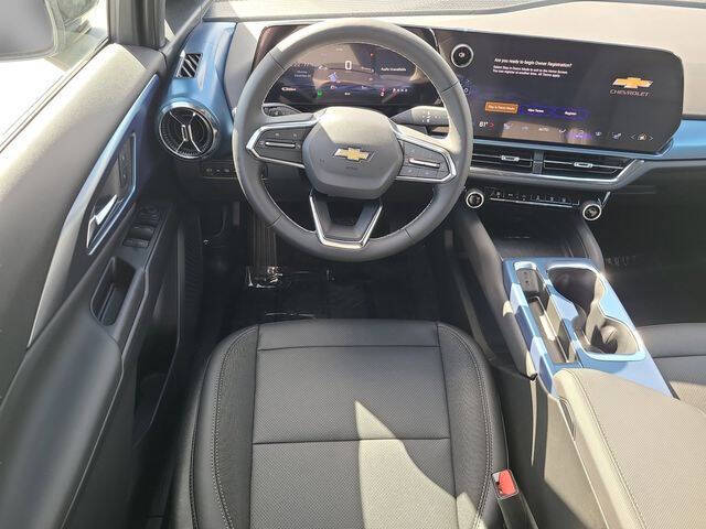 2026 Chevrolet Equinox EV LT 2