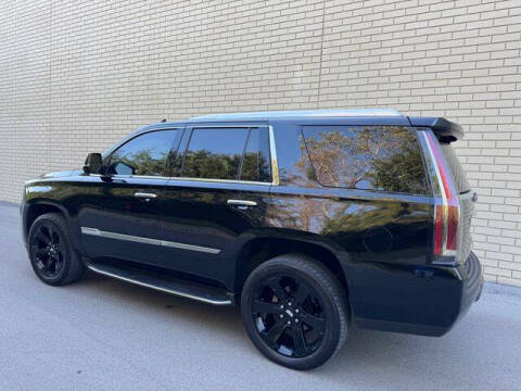 2017 Cadillac Escalade Luxury