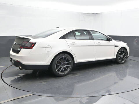2017 Ford Taurus SHO