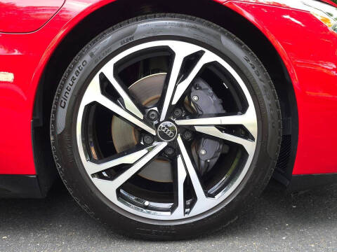 2024 Audi e-tron GT quattro Premium Plus