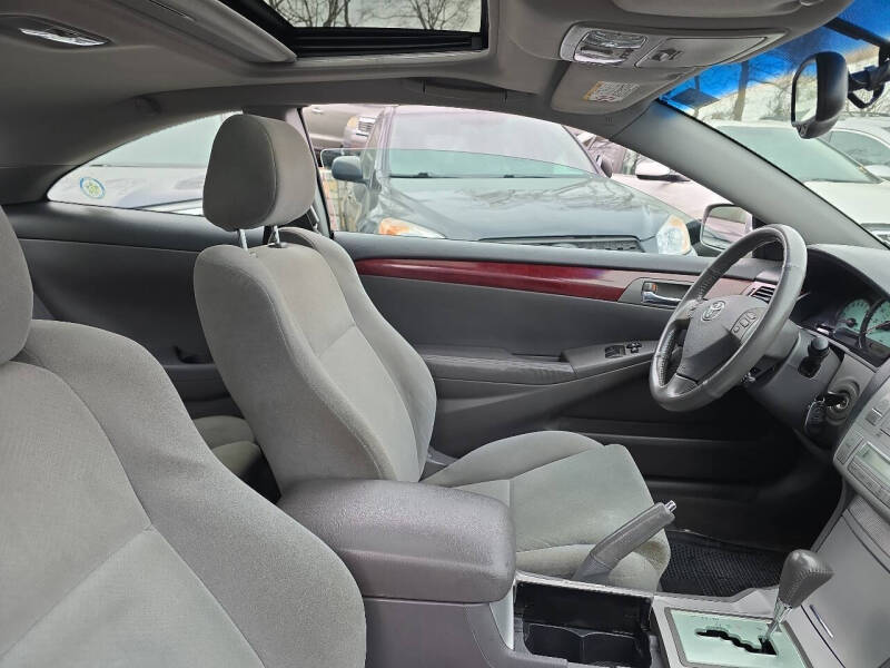 2004 Toyota Camry Solara SLE
