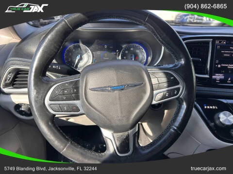 2021 Chrysler Pacifica Touring L