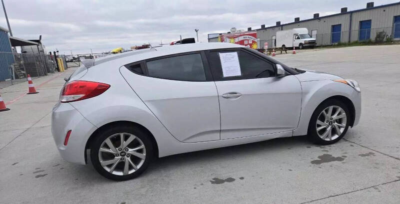 2017 Hyundai Veloster