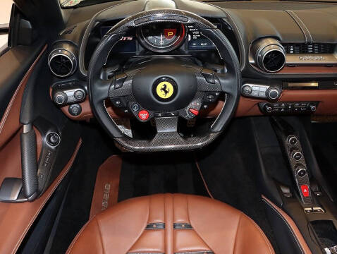 2021 Ferrari 812 GTS