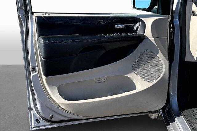 2017 Dodge Grand Caravan SE