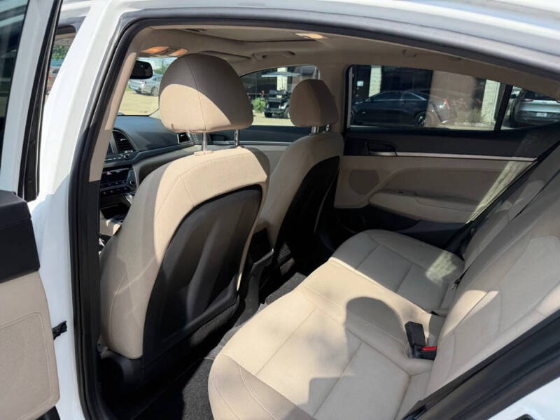 2018 Hyundai Elantra