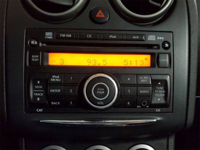 2011 Nissan Rogue S Krom