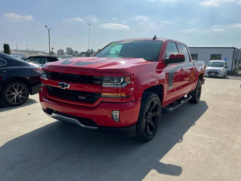 2016 Chevrolet Silverado 1500 LT photo 2