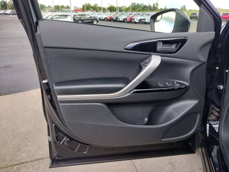 2026 Mitsubishi Eclipse Cross LE