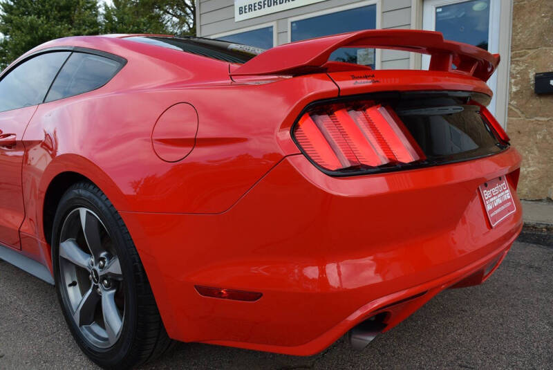 2016 Ford Mustang EcoBoost Premium