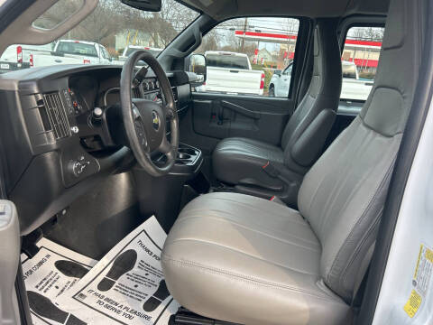 2016 Chevrolet Express 2500