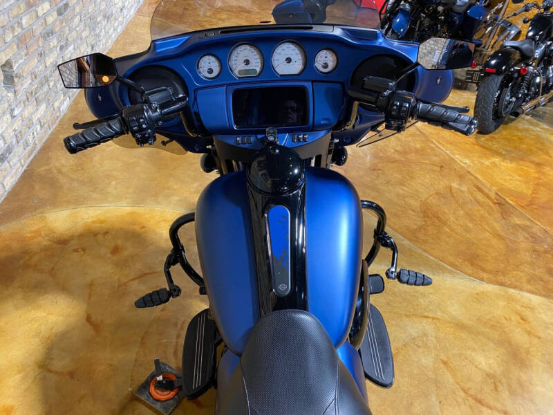 2018 Harley-Davidson Street Glide Special