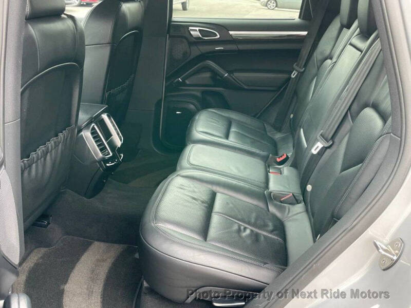 2011 Porsche Cayenne Tiptronic