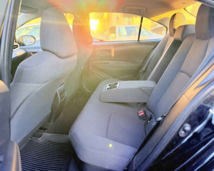 2022 Toyota Corolla Hybrid LE