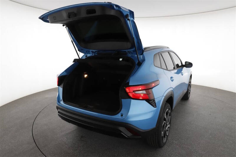 2025 Chevrolet Trax RS