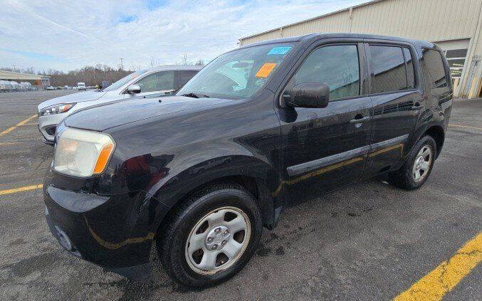 2015 Honda Pilot LX's photo