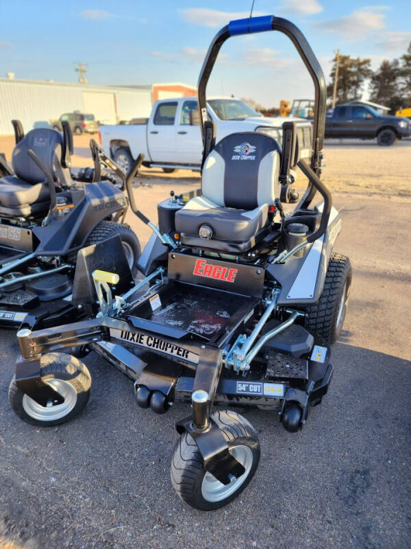 2023 Dixie Chopper Eagle 2754KW
