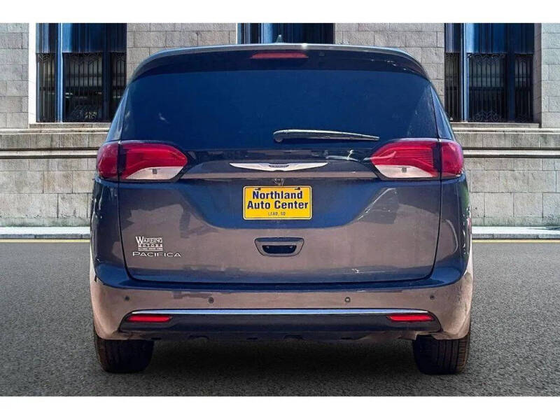 2018 Chrysler Pacifica Touring L