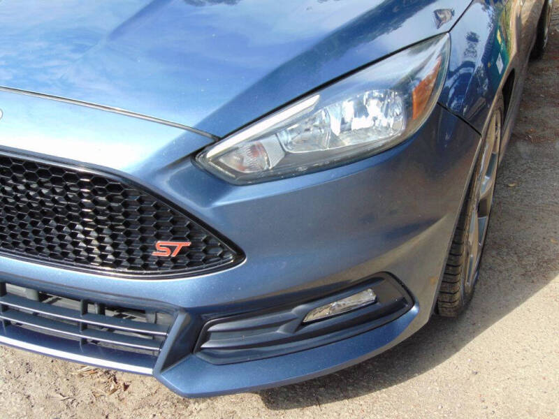 2018 Ford Focus ST