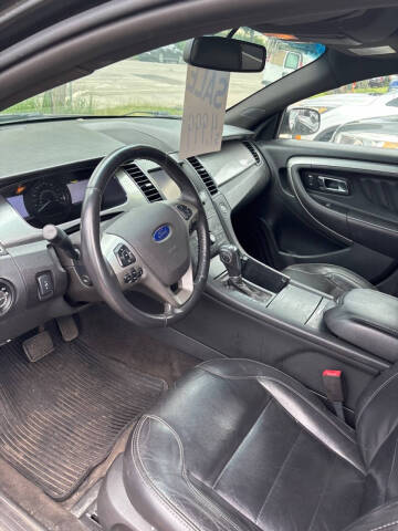 2013 Ford Taurus SEL