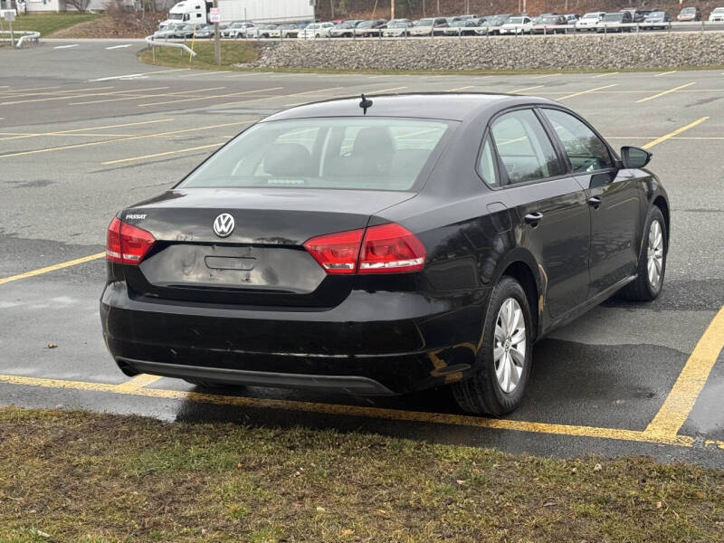 2012 Volkswagen Passat S PZEV