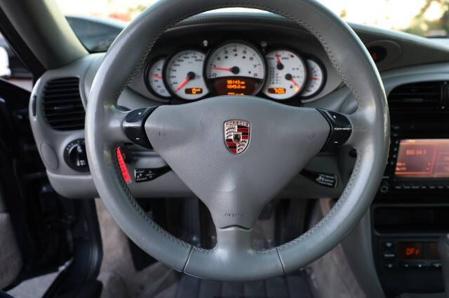 2004 Porsche 911 Carrera 4S