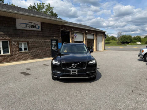 2016 Volvo XC90 T6 Momentum