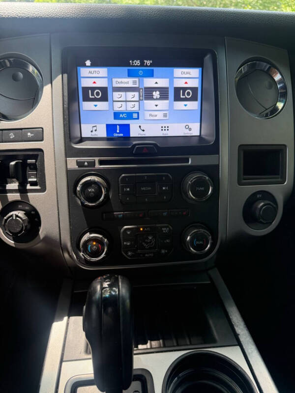 2017 Ford Expedition XLT