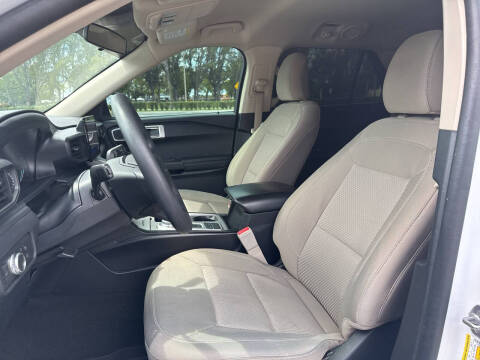 2021 Ford Explorer