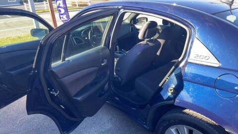 2014 Chrysler 200 LX