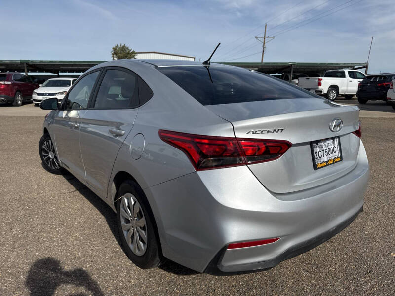 2021 Hyundai Accent SE photo 4