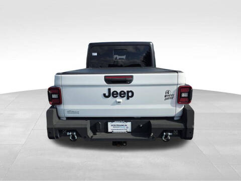 2025 Jeep Gladiator Willys