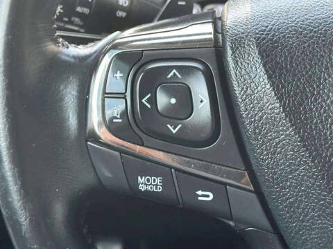 2013 Toyota Avalon XLE