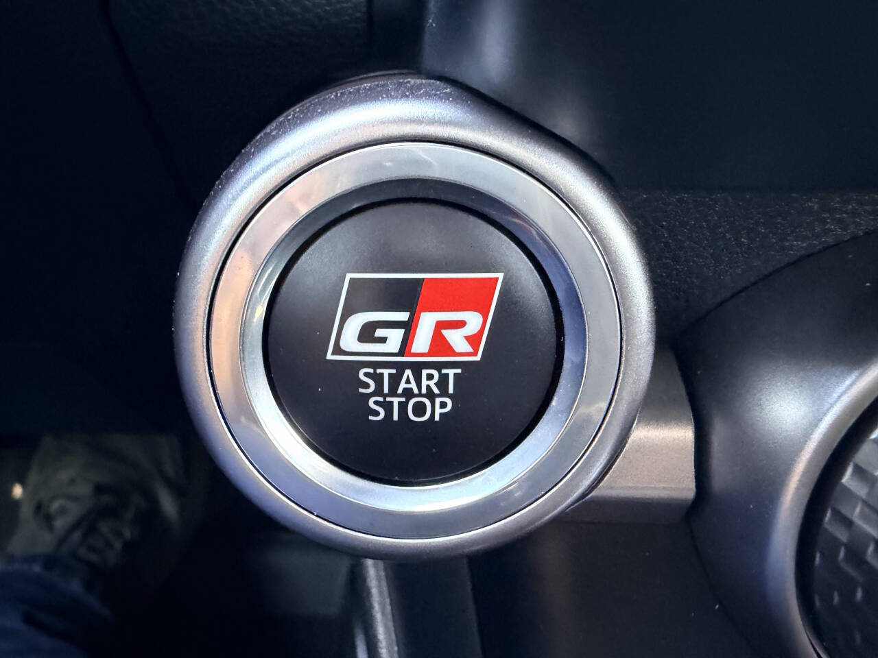 Black 2025 Toyota GR86 Base 2dr Coupe 6A 67