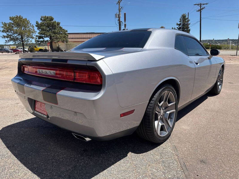 2014 Dodge Challenger R/T Plus