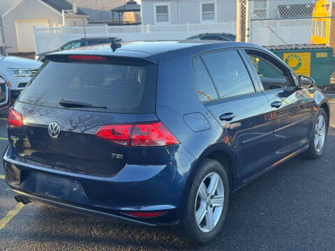 2017 Volkswagen Golf TSI Wolfsburg Edition